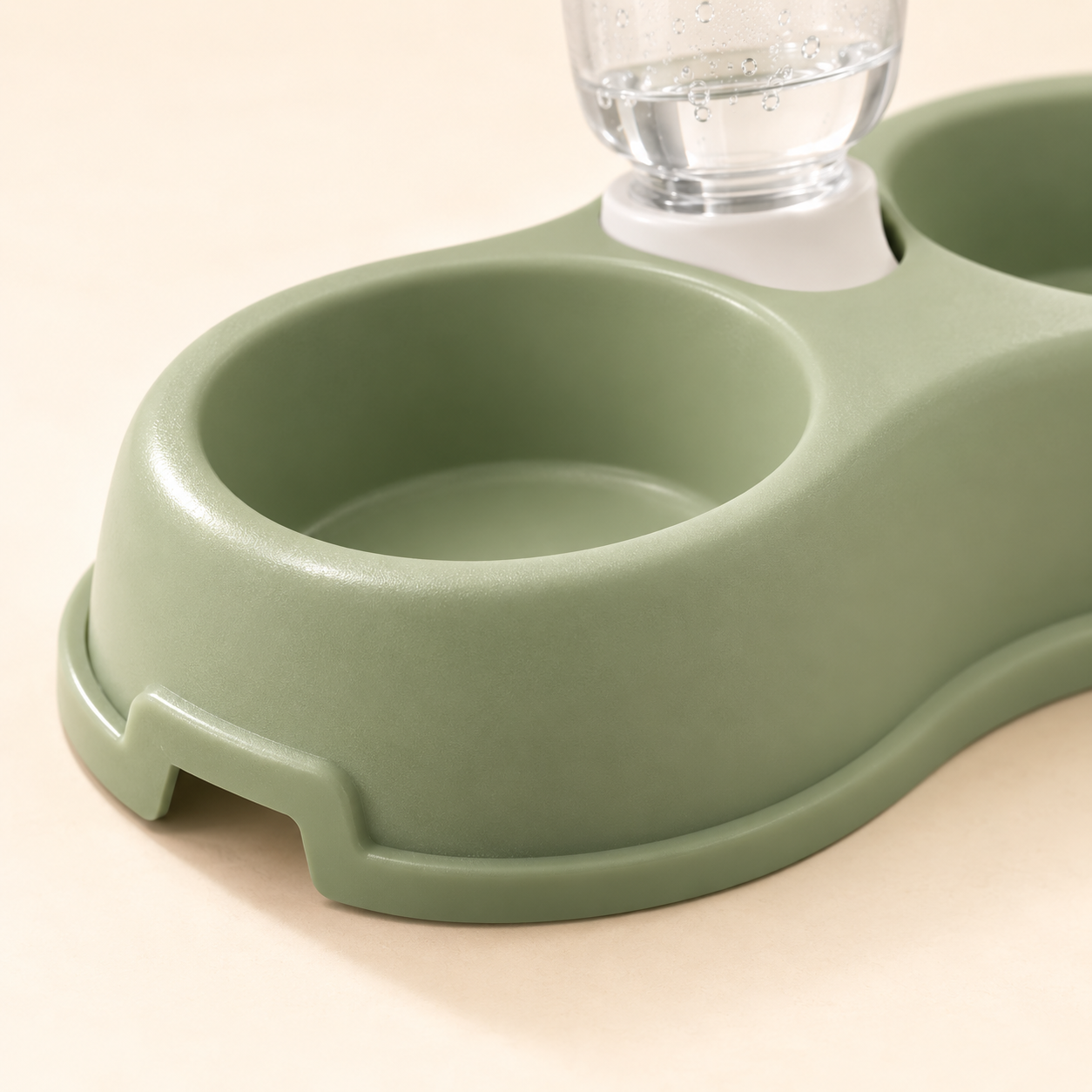 Double Bowl Feeding Station