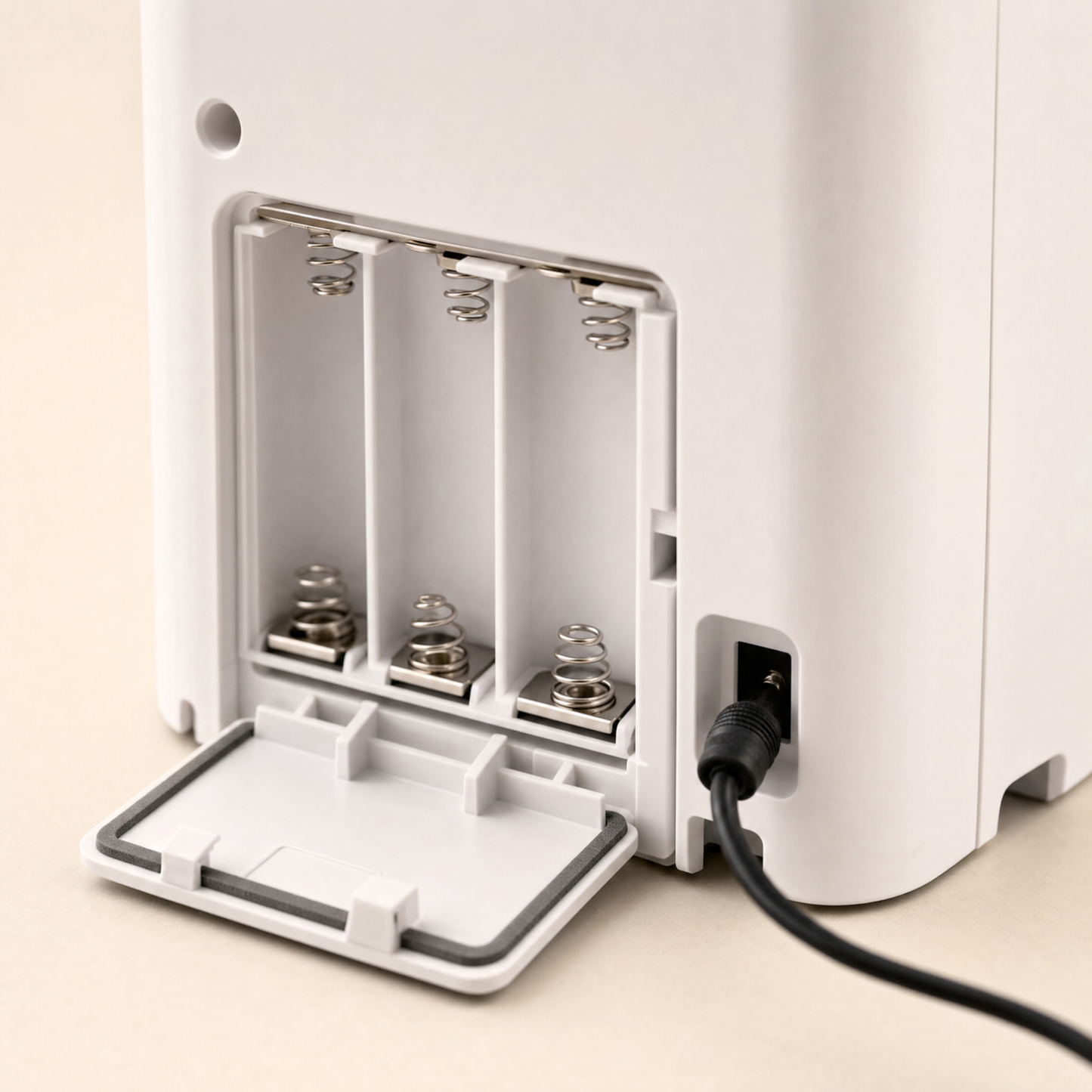 Automatic pet feeder battery-backup compartment detail