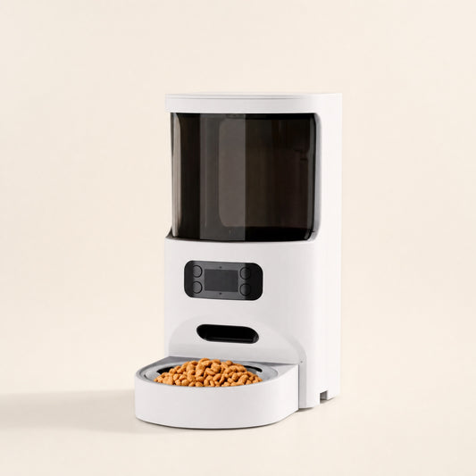 5L programmable automatic pet food dispenser with stainless bowl, studio view